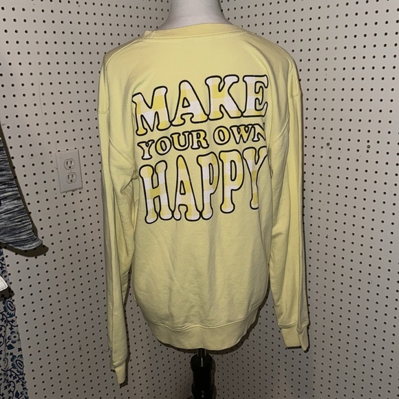 Smiley face pullover - Picture 3 of 5
